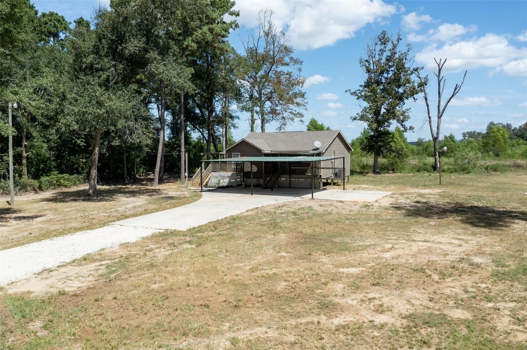 1906 County Road 3434 N - Photo 17