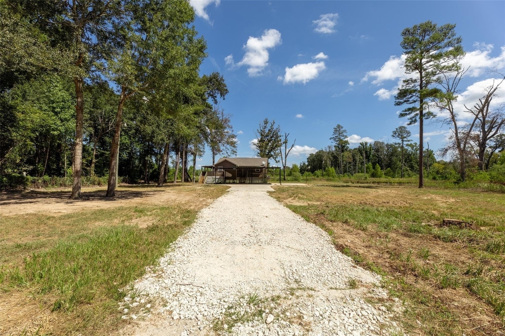 1906 County Road 3434 N - Photo 13