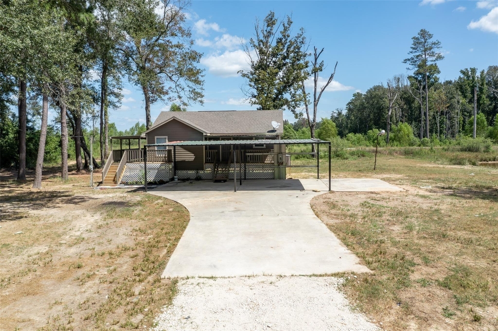 1906 County Road 3434 N - Photo 7