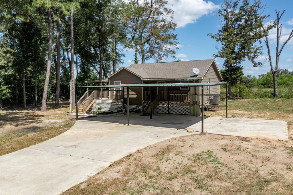 1906 County Road 3434 N - Photo 12
