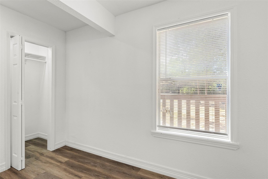 1906 County Road 3434 N - Photo 27