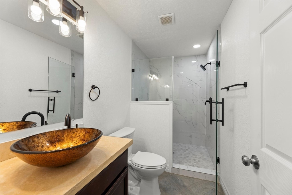 1906 County Road 3434 N - Photo 31