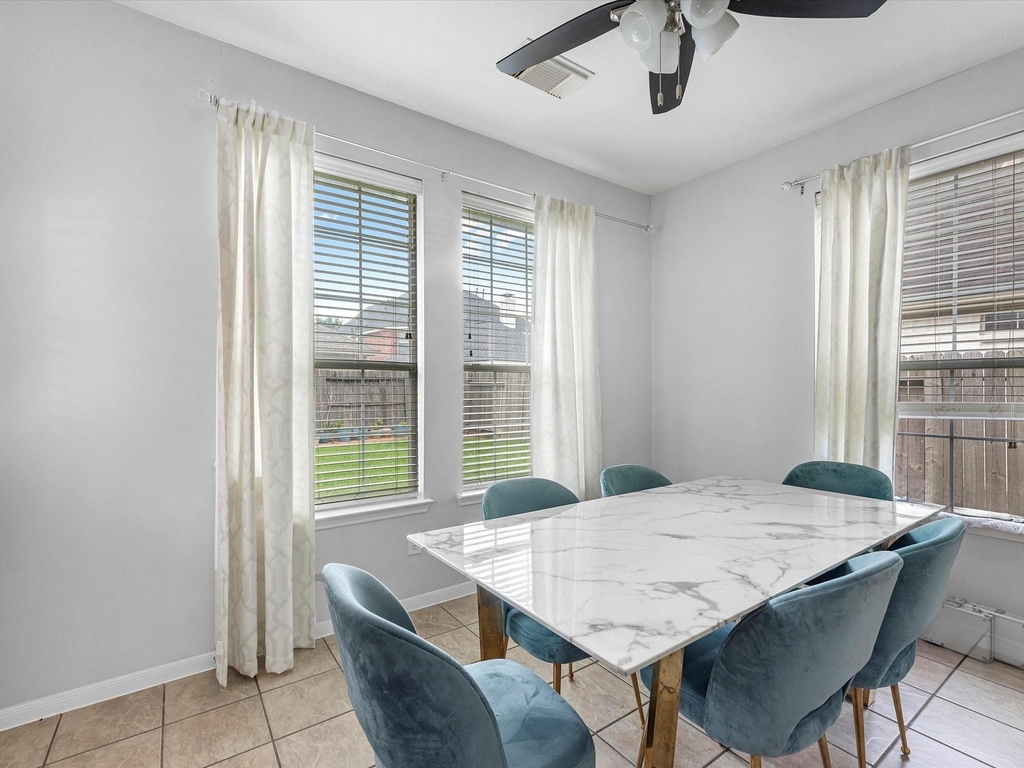 2507 Stonebury Lane - Photo 12