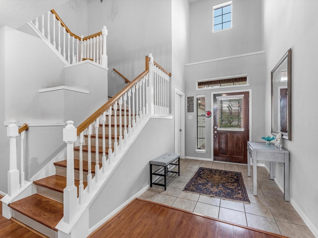 2507 Stonebury Lane - Photo 4