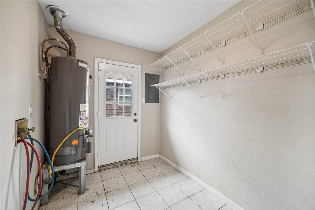 626 Sulphur Street - Photo 14