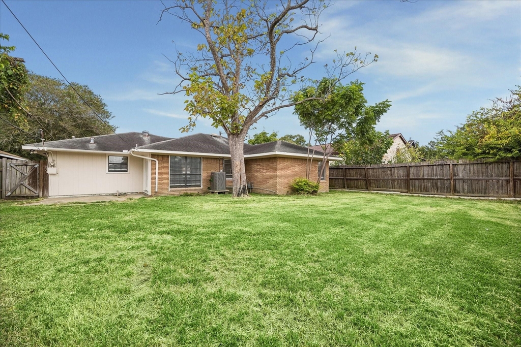 626 Sulphur Street - Photo 15