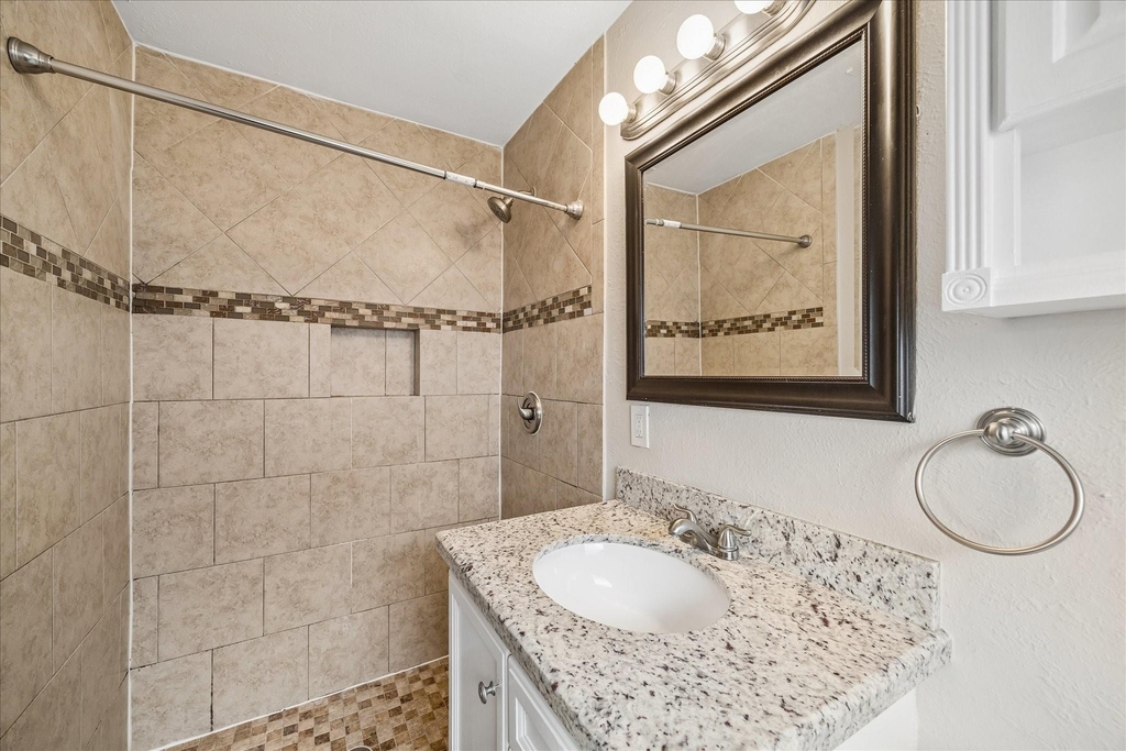 626 Sulphur Street - Photo 11