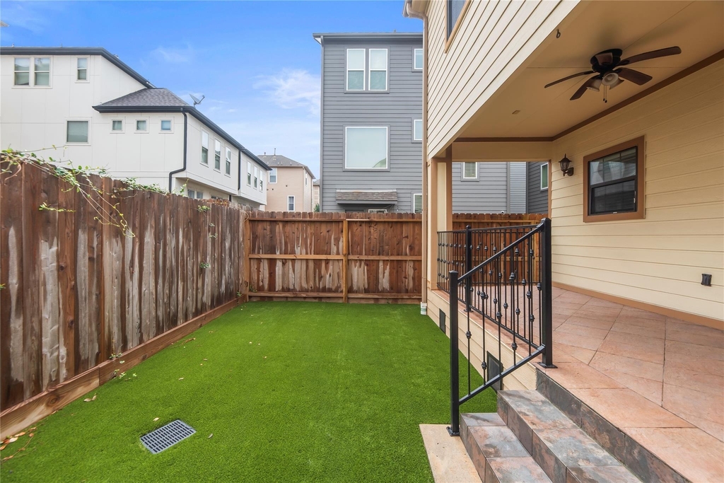 5728 Petty Street - Photo 31