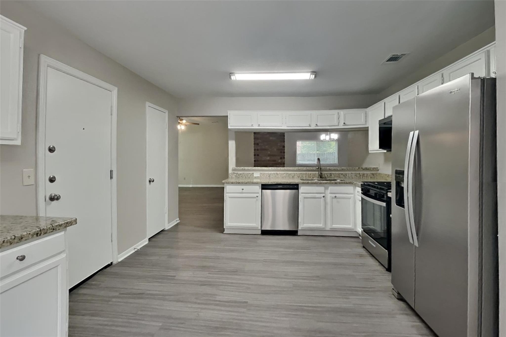 9214 Palm Shores Drive - Photo 4