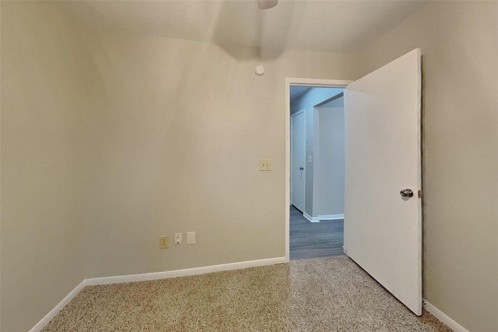 9214 Palm Shores Drive - Photo 12