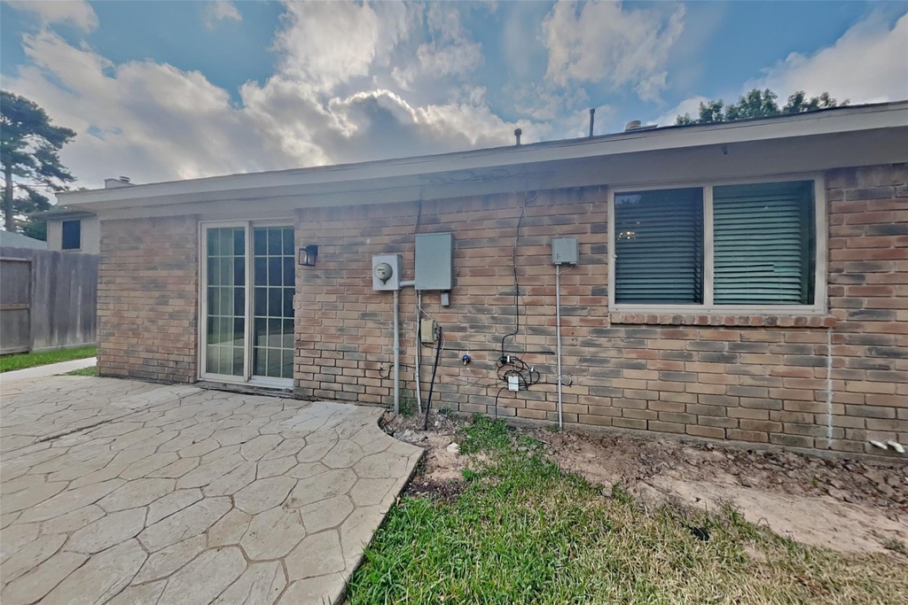 9214 Palm Shores Drive - Photo 16