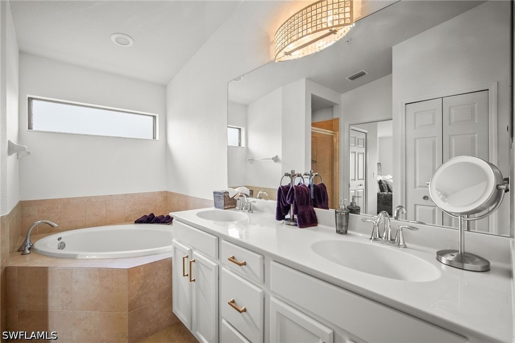 10020 Siesta Bay Drive - Photo 17