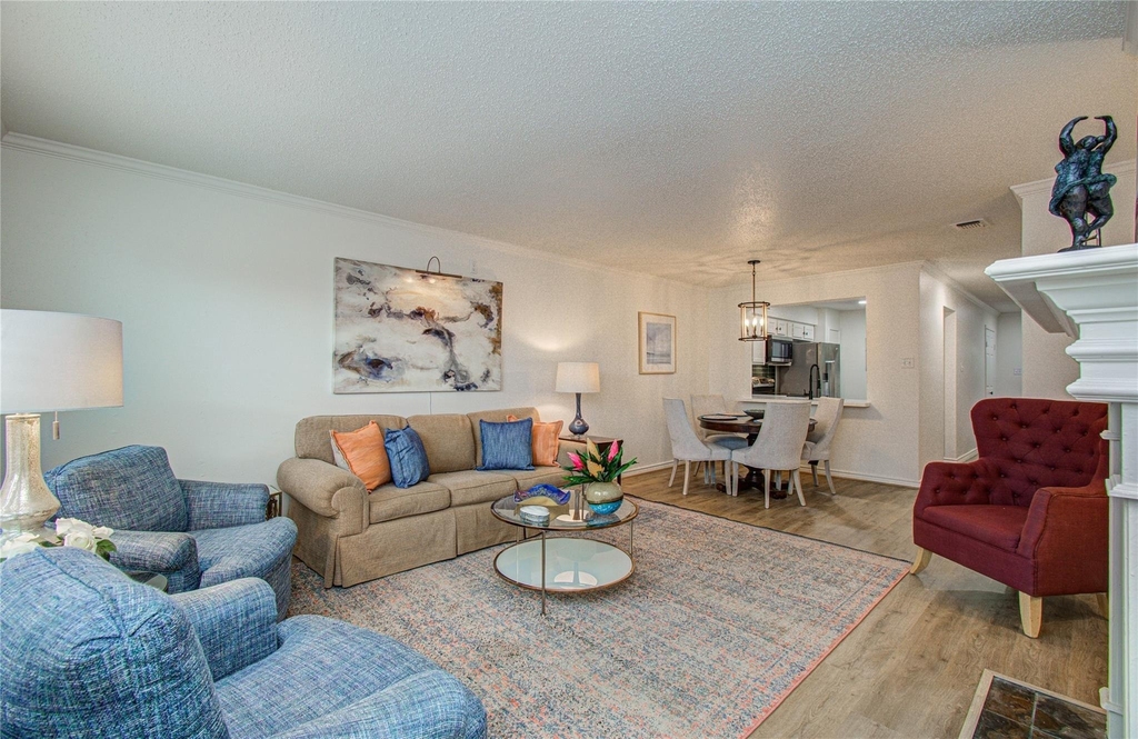 15309 Kingfield Drive - Photo 2