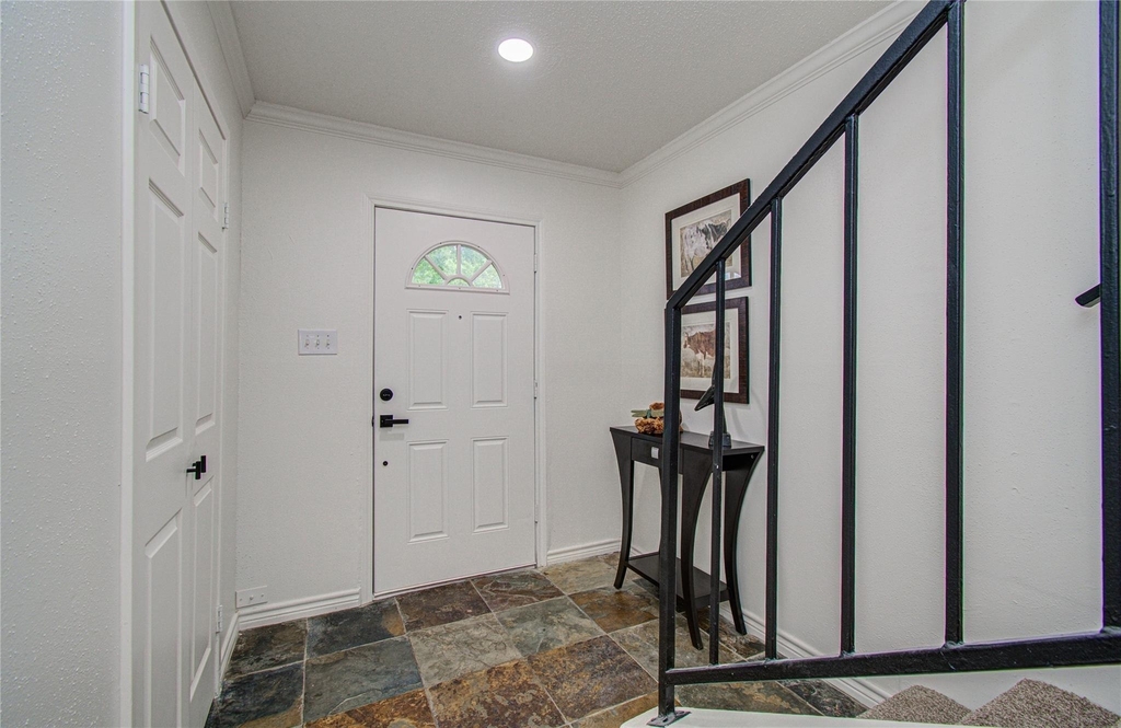 15309 Kingfield Drive - Photo 11