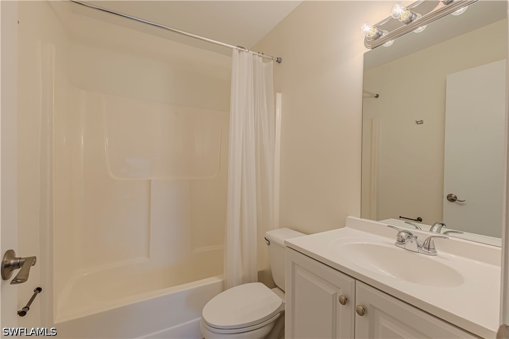 5343 Treetops Drive - Photo 6