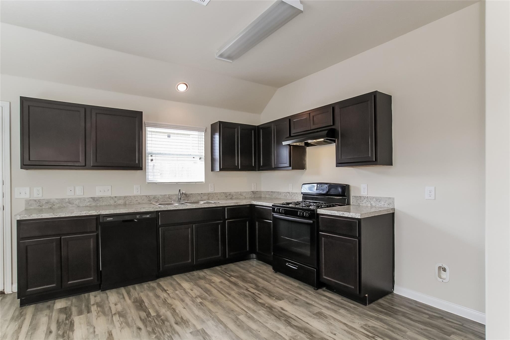 24215 Taranto Creek Court - Photo 2