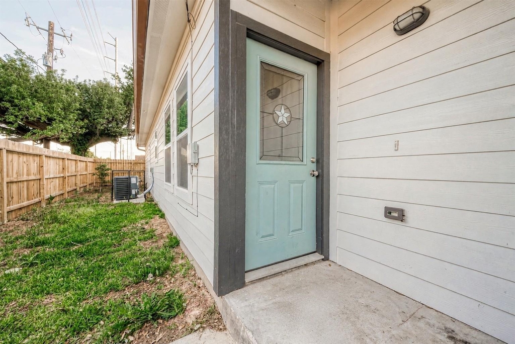 336 De Haven Street - Photo 24