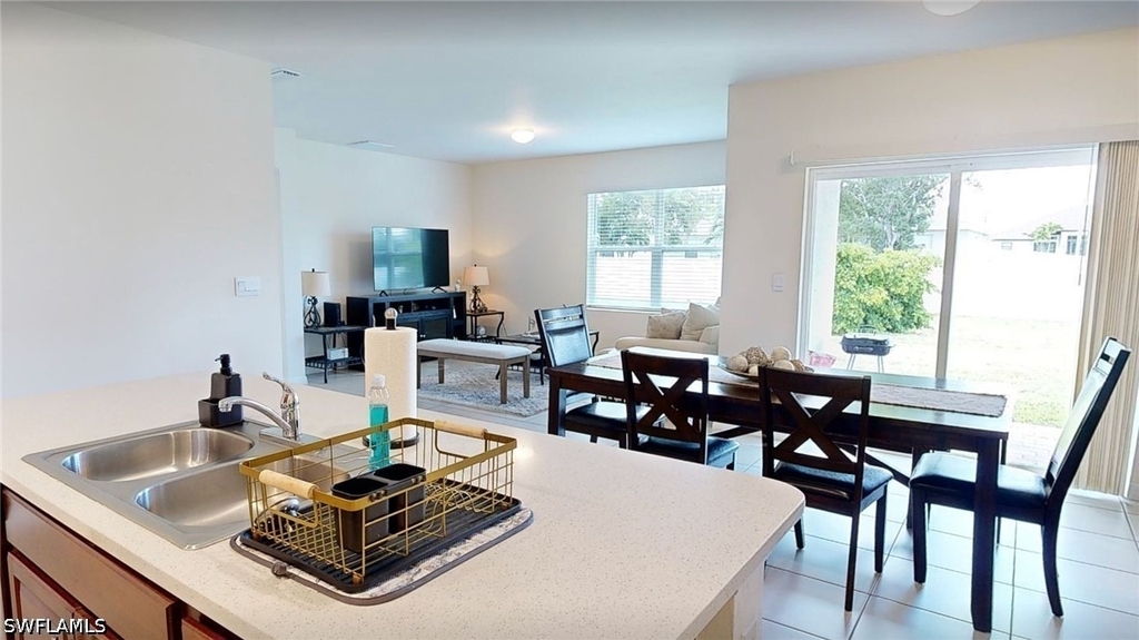 513 Nelson Road N - Photo 4