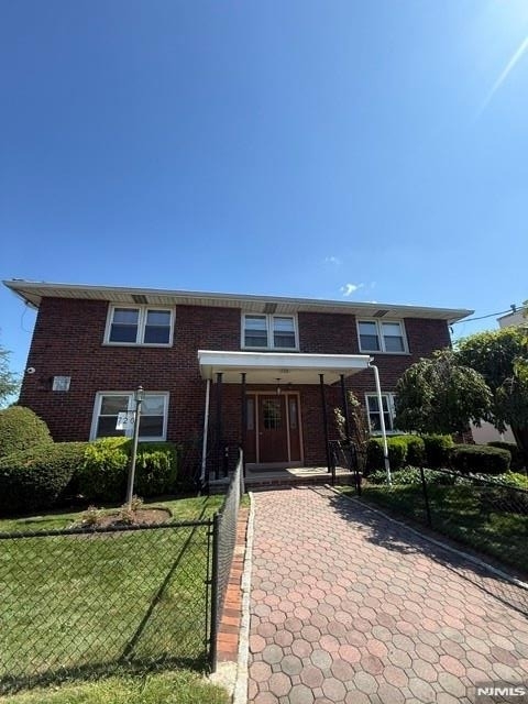718-720 Stuyvesant - Photo 2