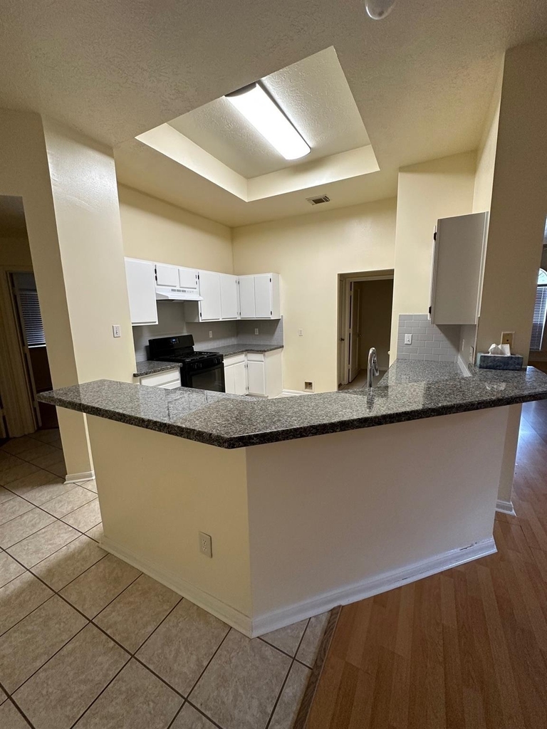 6815 Stratford Park Drive - Photo 1