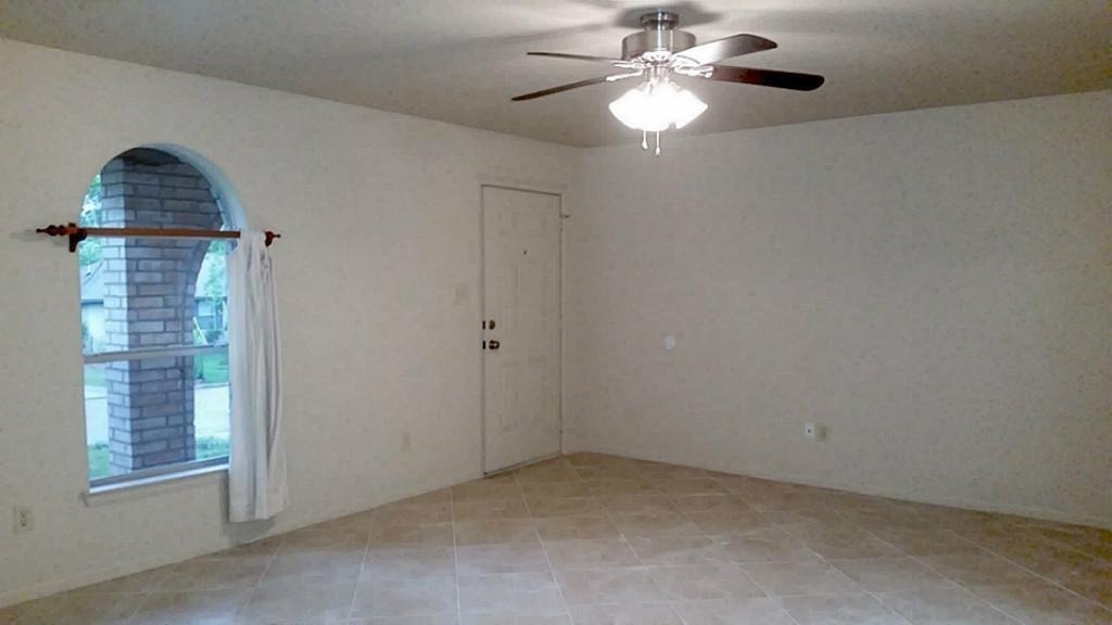 240 N Forest Drive - Photo 7