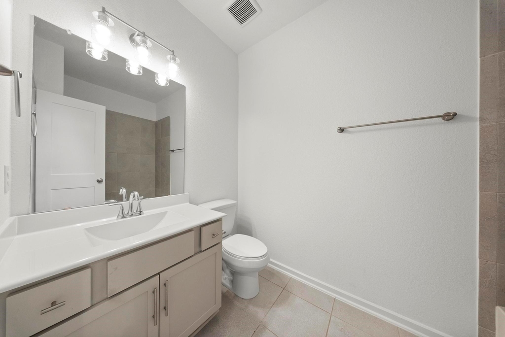 1615 Rustling Creek Drive - Photo 19