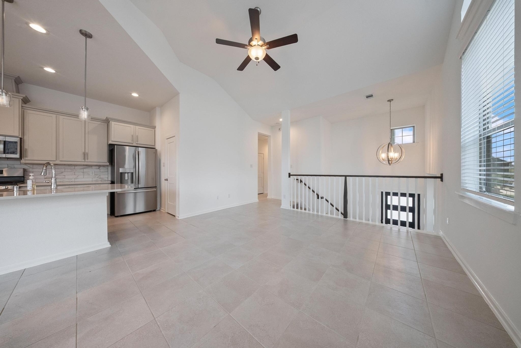 1615 Rustling Creek Drive - Photo 8