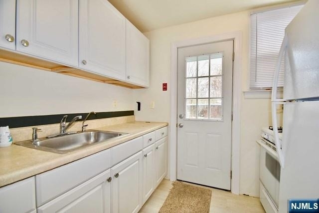 178 Washington - Photo 3