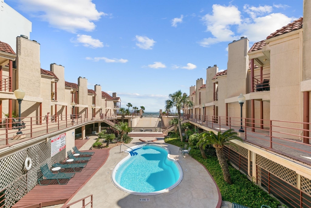 7312 Seawall Boulevard - Photo 23