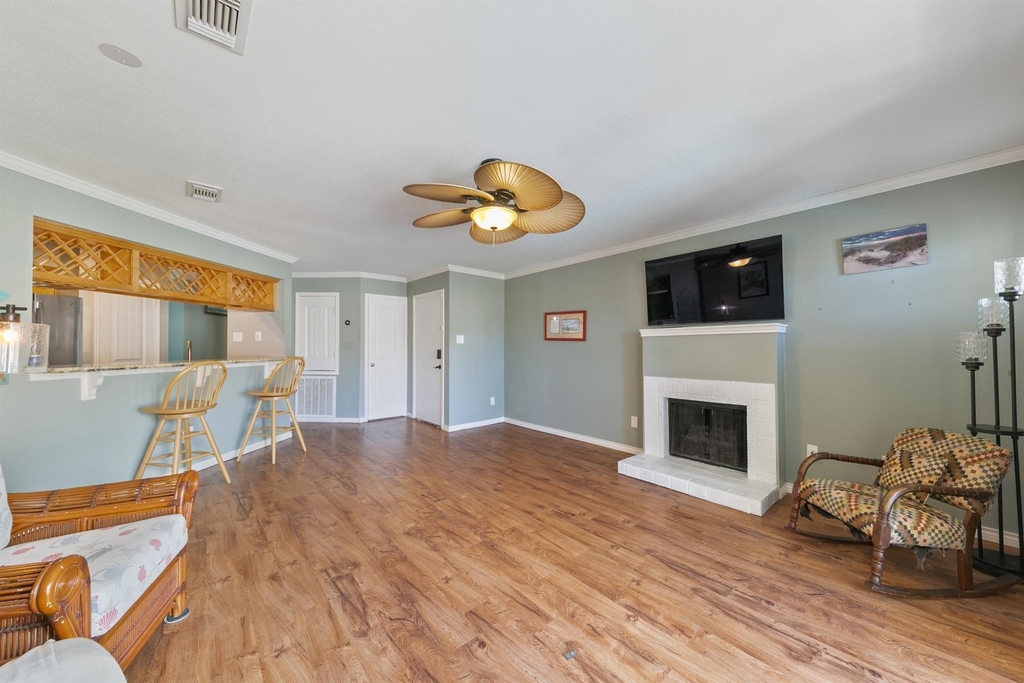 7312 Seawall Boulevard - Photo 4