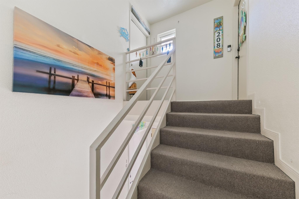 7312 Seawall Boulevard - Photo 22