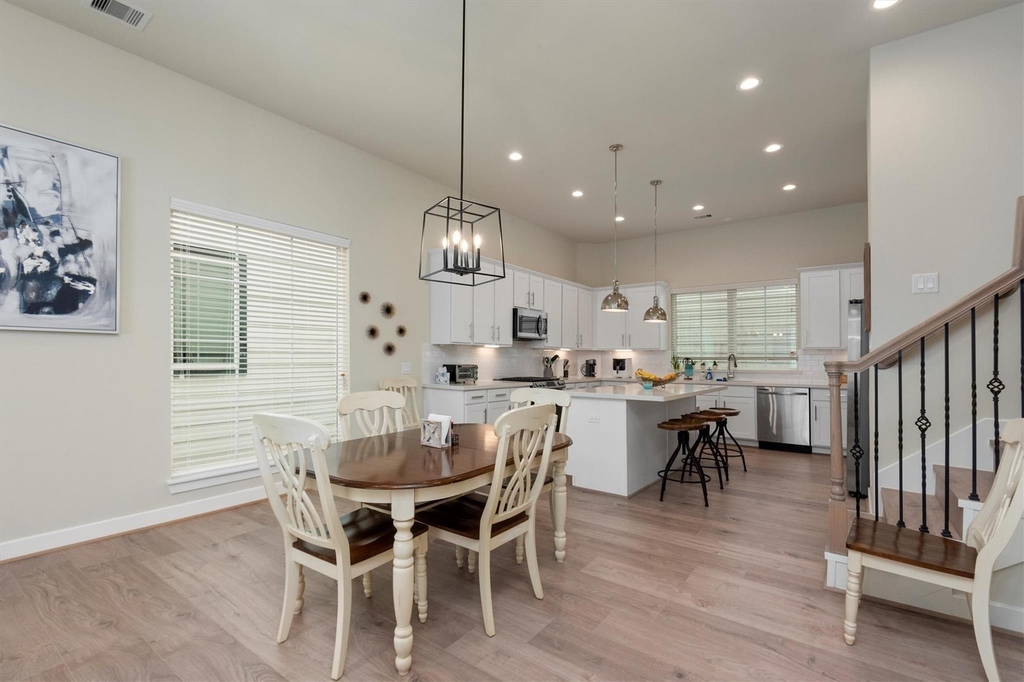 2124 Francis Street - Photo 4