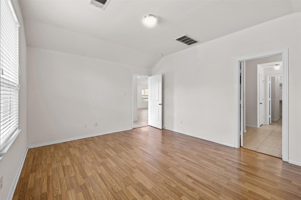8410 Green Paseo Place - Photo 12