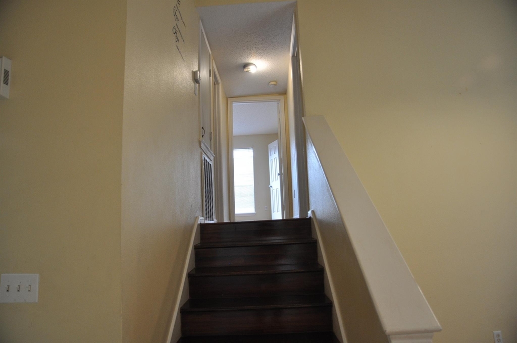 3754 Tanglewilde Street - Photo 11
