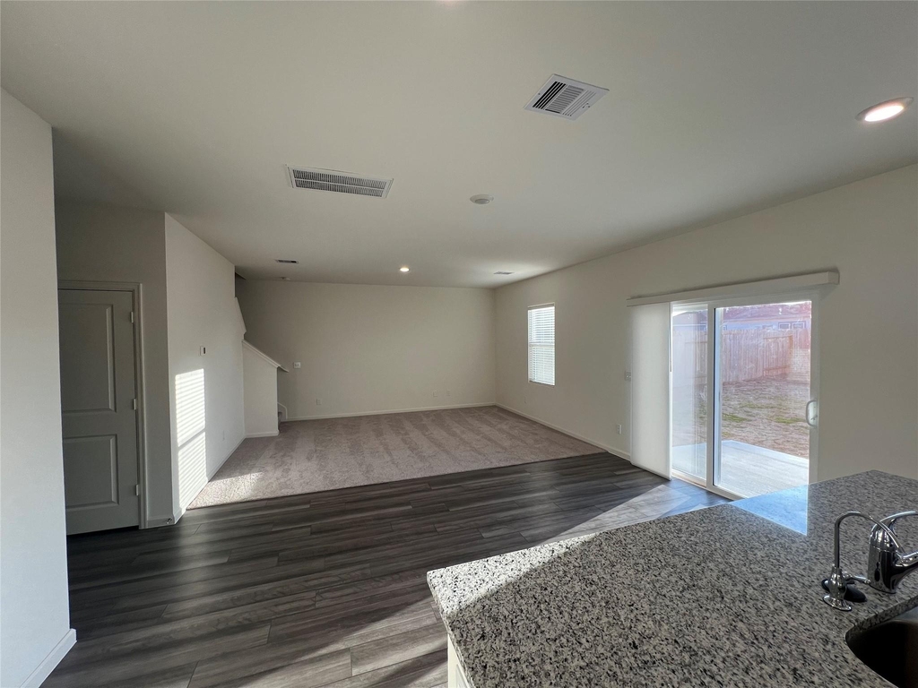 3022 Spindletree Lane - Photo 5