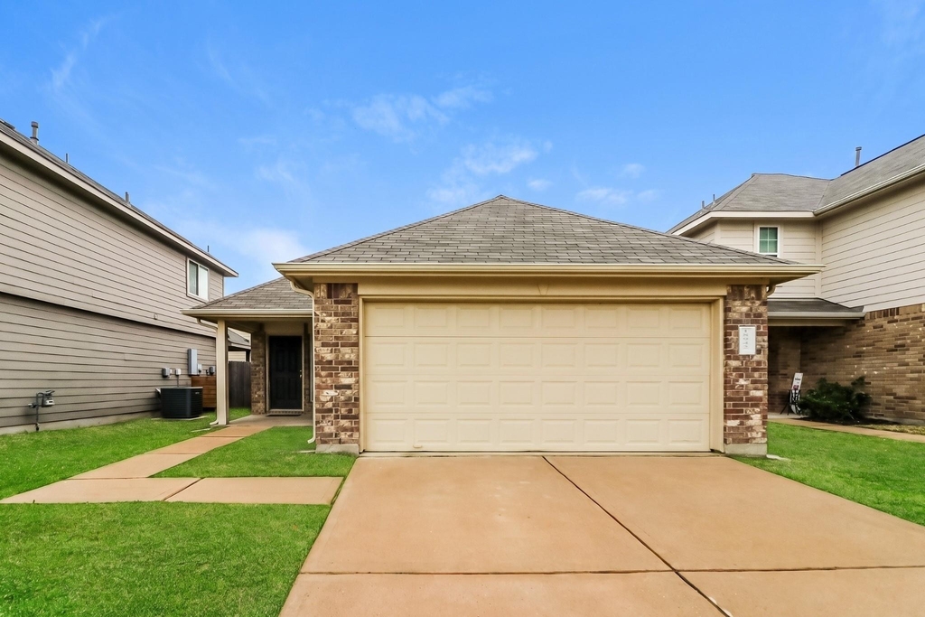 18942 Brescia Lane - Photo 10