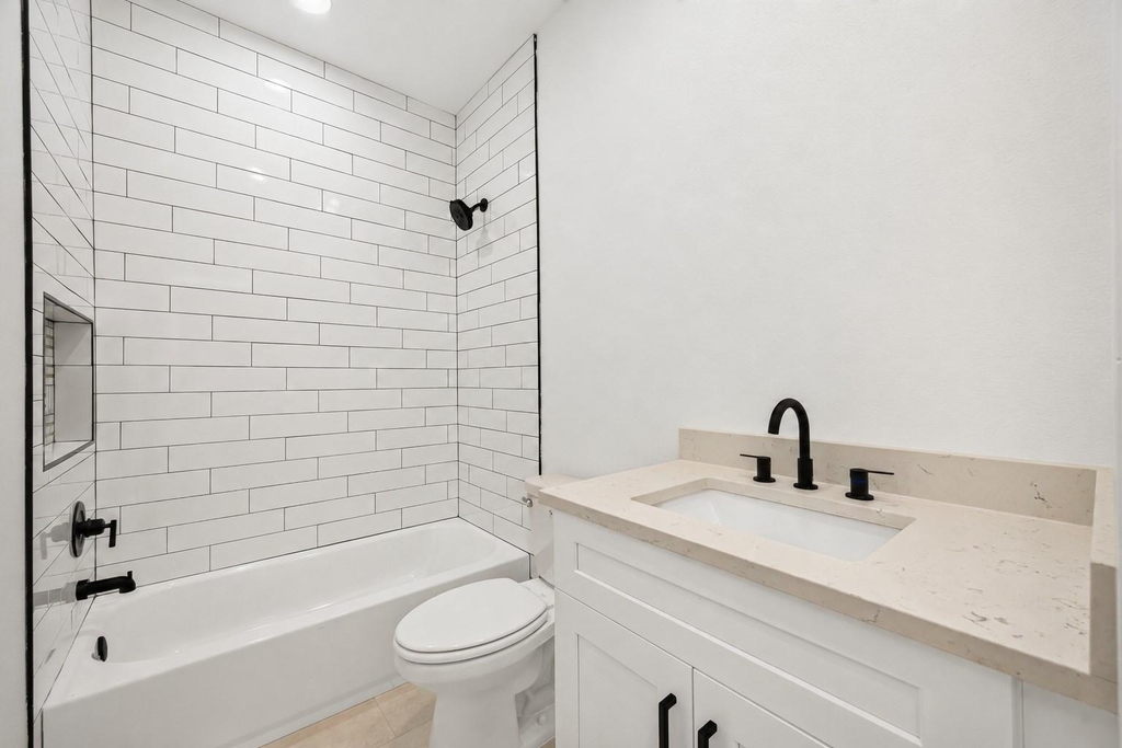 7826 Beckley Street - Photo 12