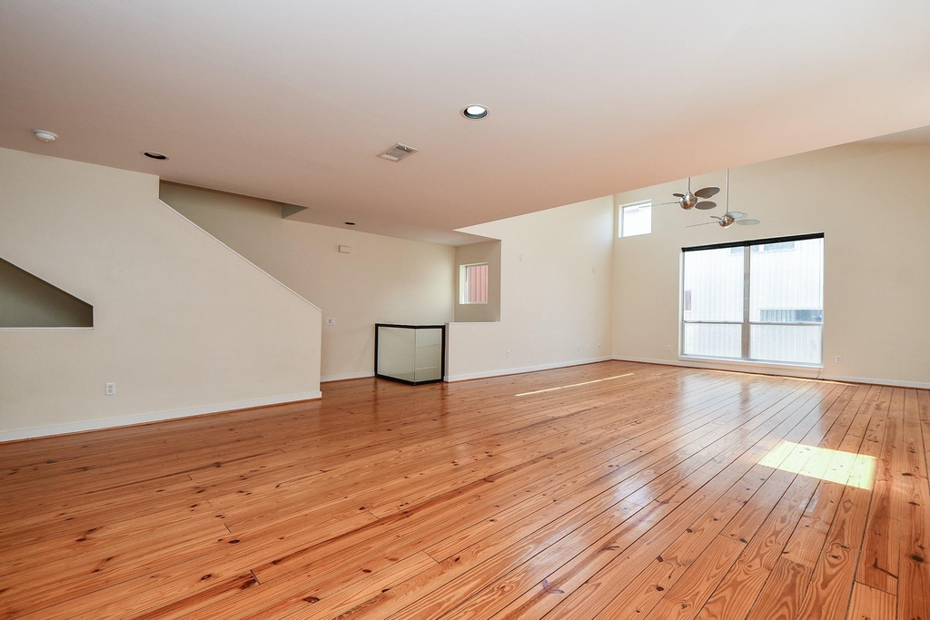 824 Robin Street - Photo 4