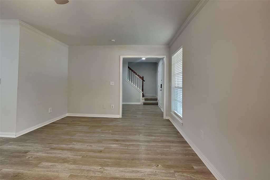 4012 Cedarwood Drive - Photo 2