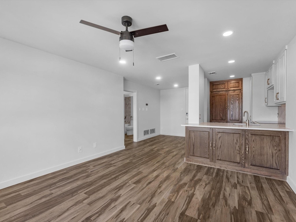 3600 Montrose Boulevard - Photo 5