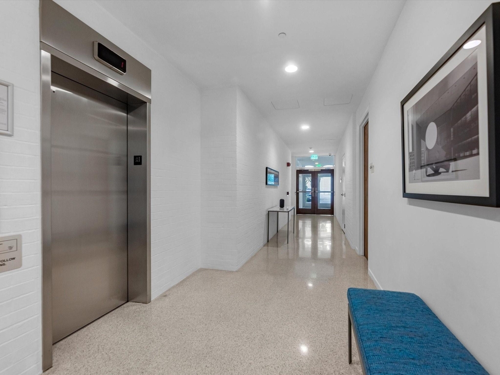 3600 Montrose Boulevard - Photo 10
