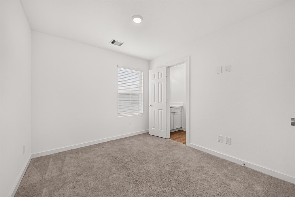 2714 Discovery Trails Court - Photo 27