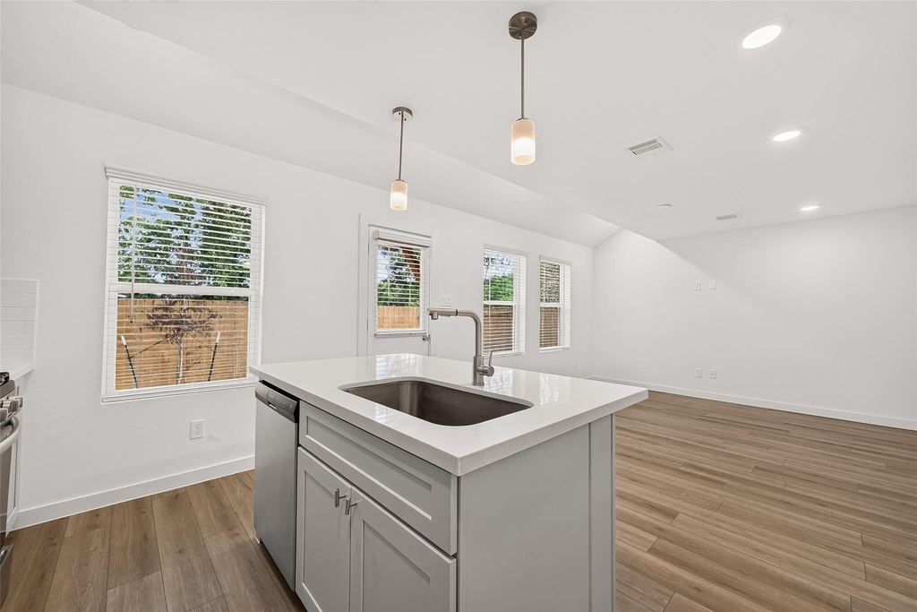 2714 Discovery Trails Court - Photo 19