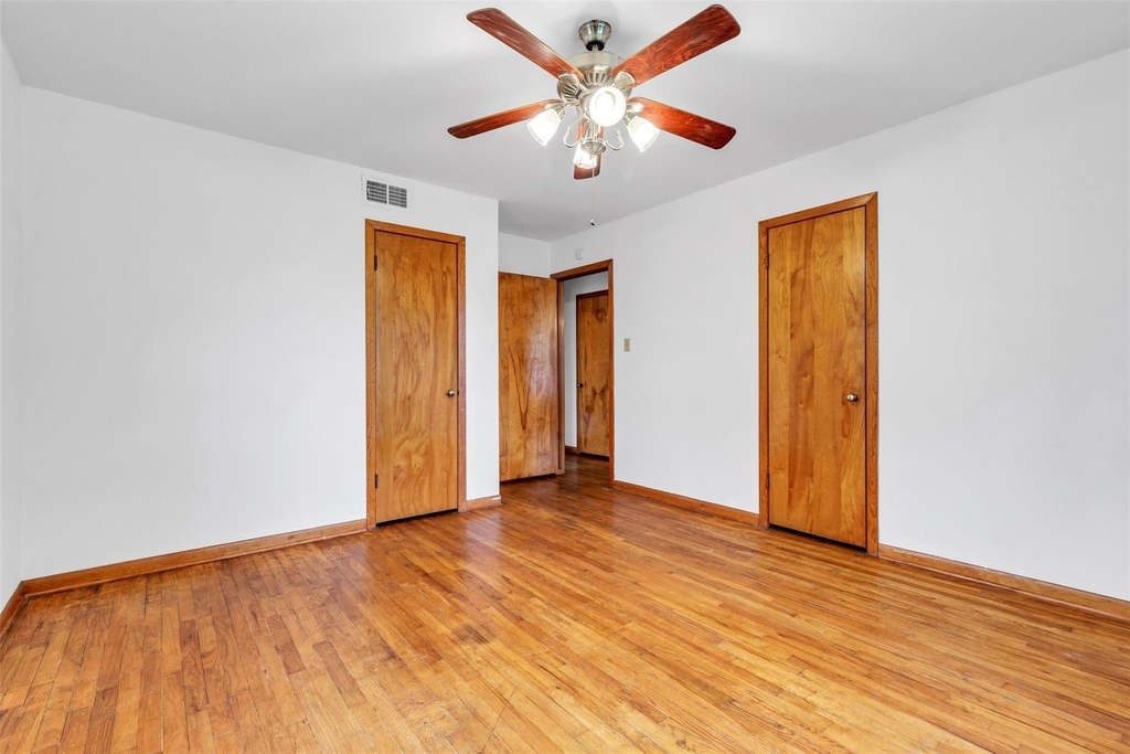 1803 Sea Queen Court - Photo 5