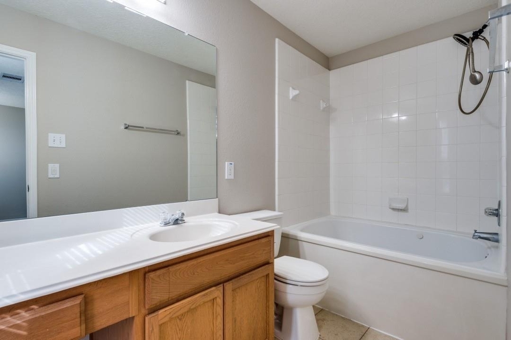 3054 Legends York Drive - Photo 15