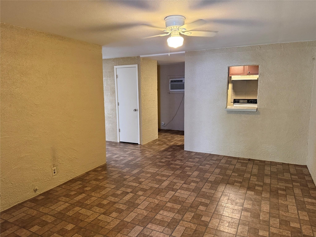 3417 Avenue O - Photo 8