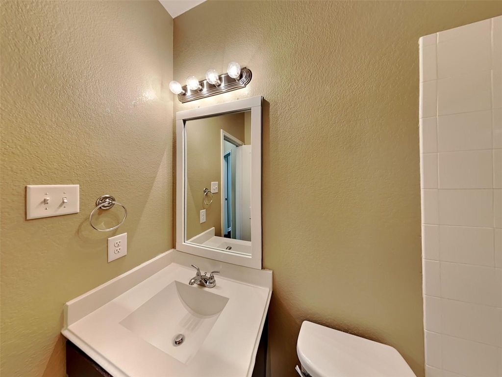 2324 Shady Tree Lane - Photo 14