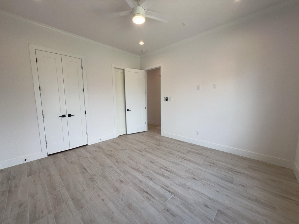 1423 Holly Street - Photo 6