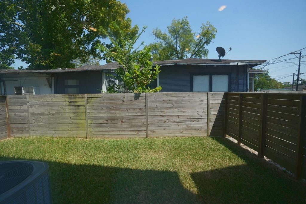 7006 Emma Lou Street - Photo 8