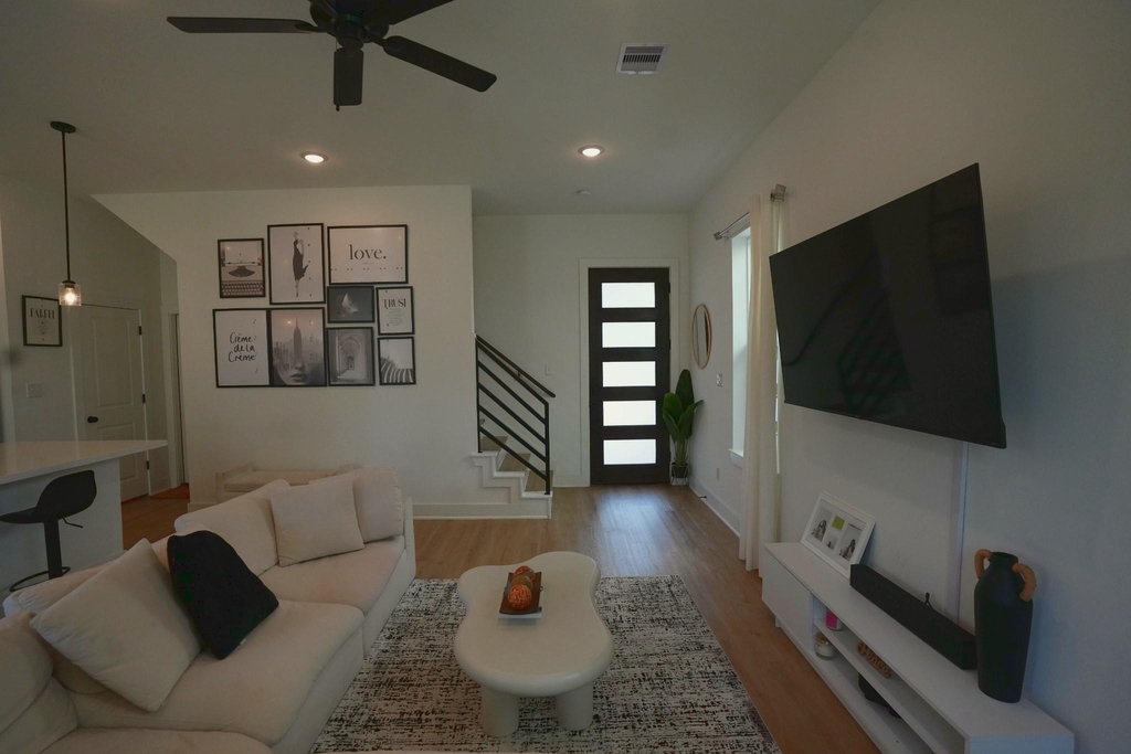 7006 Emma Lou Street - Photo 3